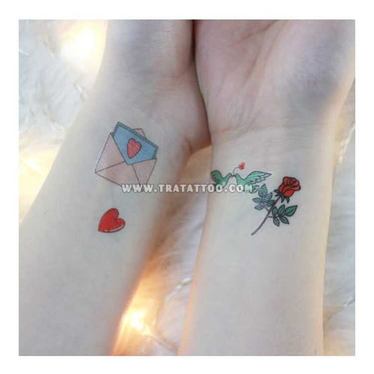 Тату-стикер "XOXO"